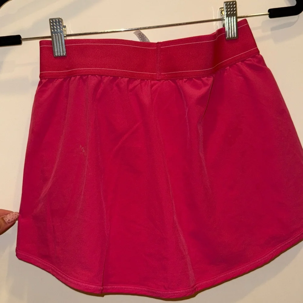 ALO Yoga Fuchsia Skirt
